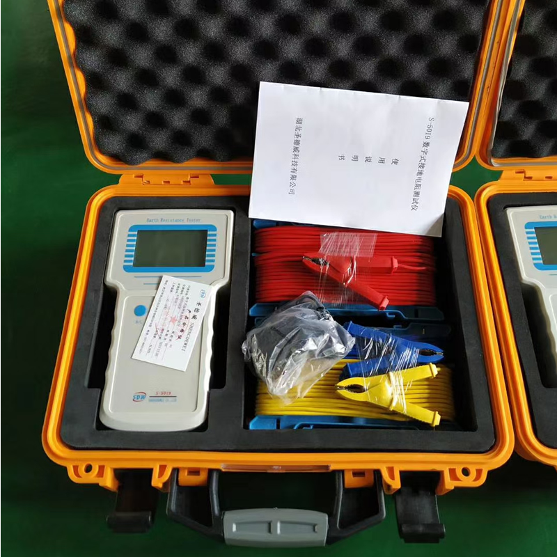 用避雷針、 避雷帶是防止雷電破壞電力設備的主要措施嗎？